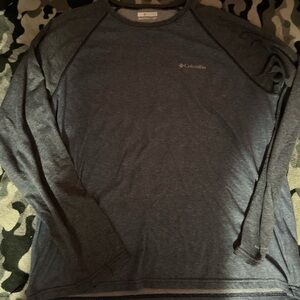 Columbia Men's Dark Gray Long Sleeve Tee